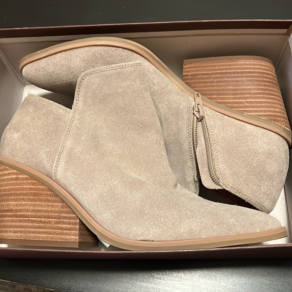 NWT Lucky brand suede heeled shoe boot